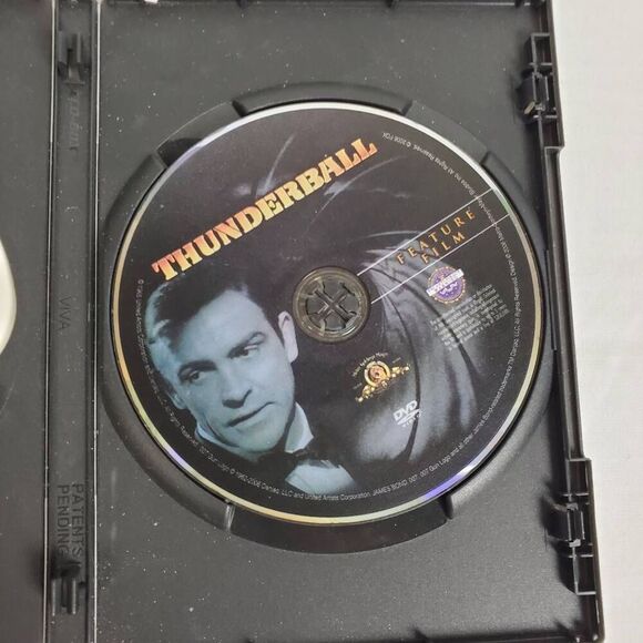 Thunderball (DVD, 1965, Sean Connery, 007 Edition) - Picture 2 of 3